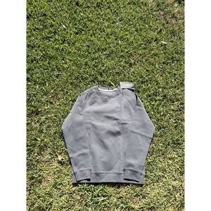 FioBoc Men's Gray CrewNeck  Sweatshirt Mens Medium Pullover New with Tags